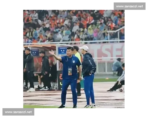李小恒中超初体验：港队兄弟暖心遇，泰山平台引心动